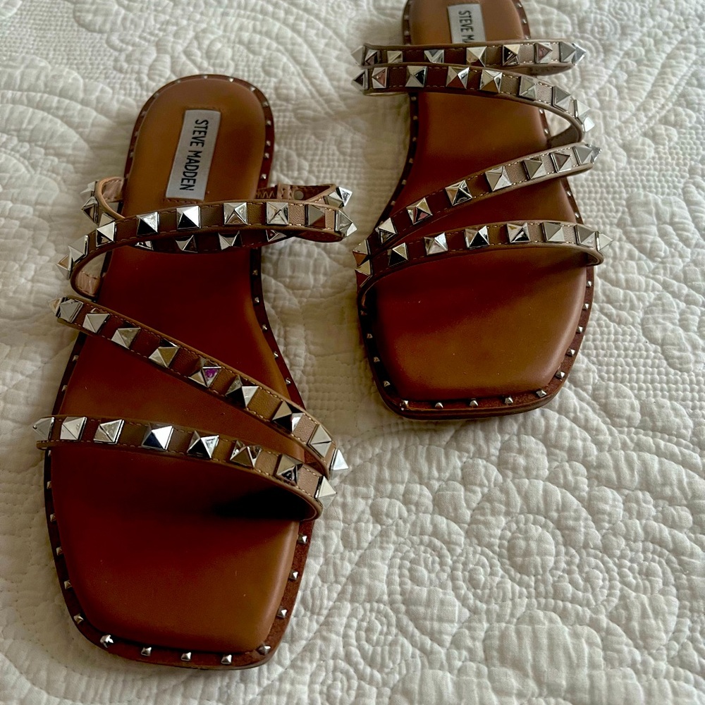 Steve Madden Studded Sandal Nude Color Size 8.5 Women’s